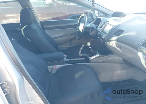 2008 Honda Civic Lx z USA, uszkodzony, nr VIN 1HGFA15598L015724